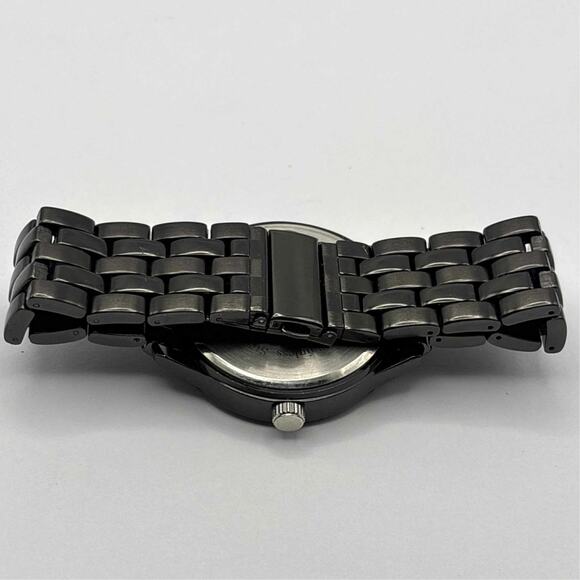 Black Surface Men's Watch - Picture 4 of 4